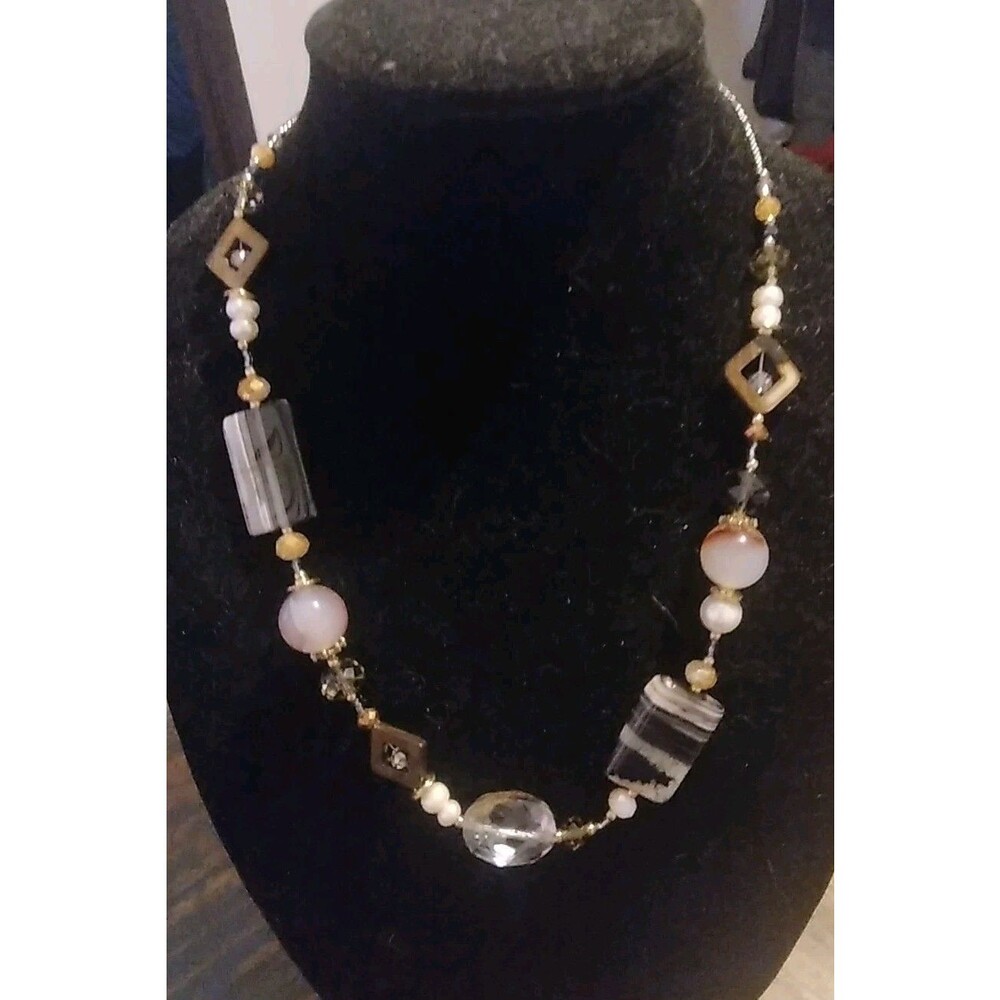 Saachi Glass Beaded Necklace With Multicolor Beads Bohemian Artistic